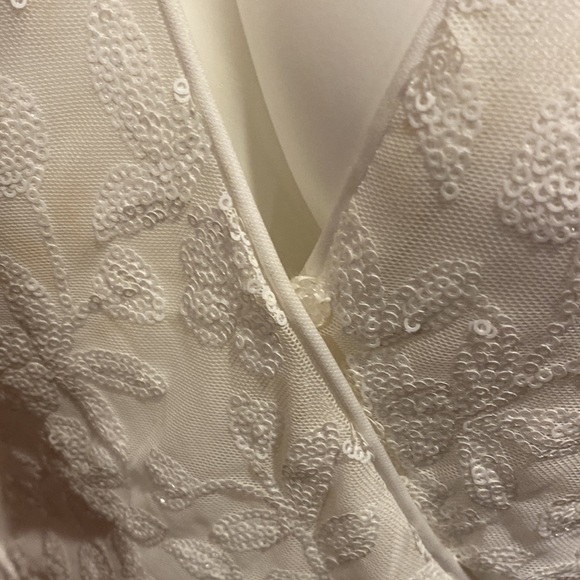 Beautiful White Dress with Slit ( will need a dry clean ) - Picture 2 of 16